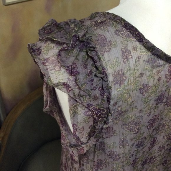 Lavender sheer floral ruffled top, size M - Picture 6 of 7